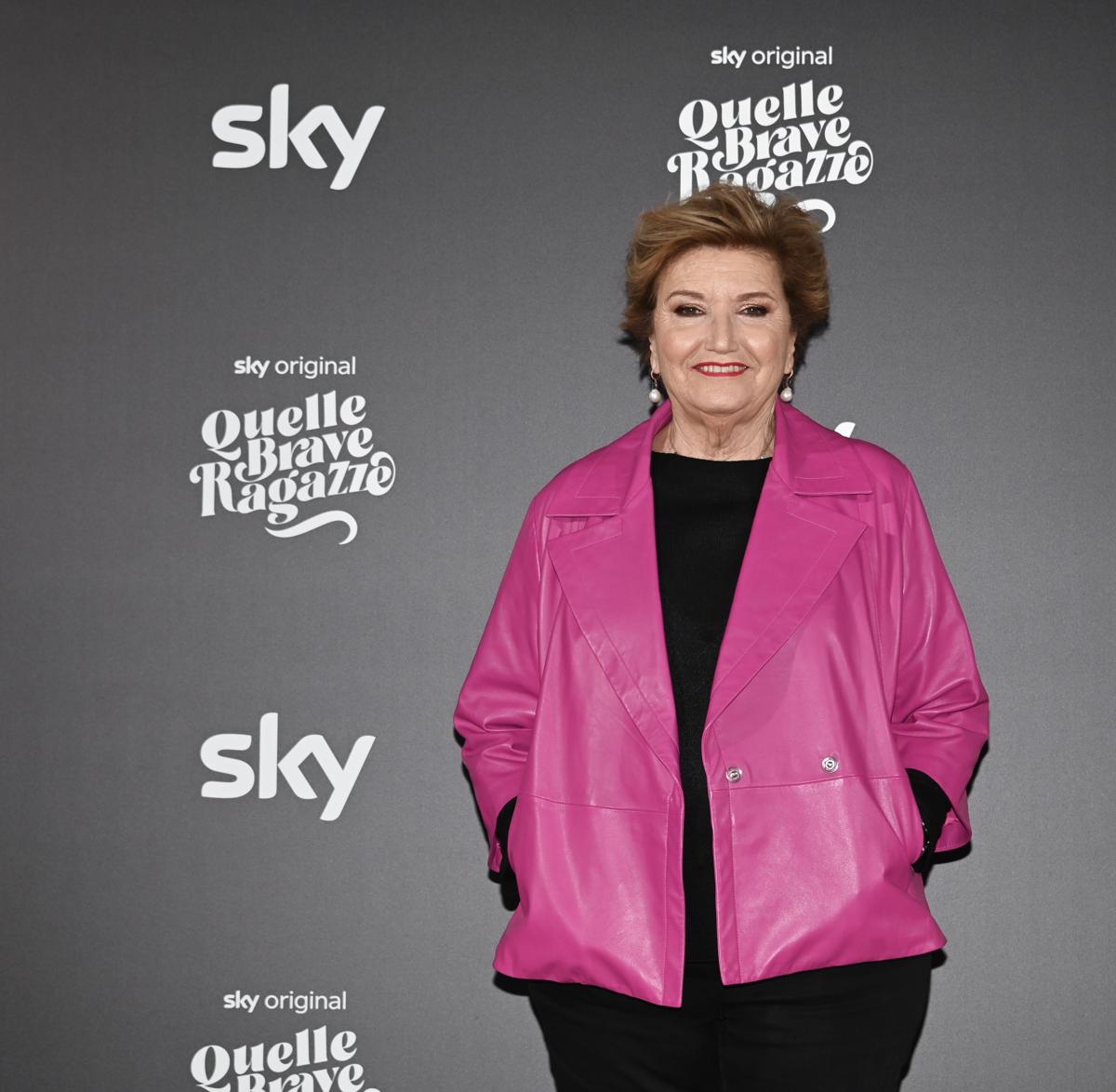 Brave Ragazze 2 new entry Marisa Laurito