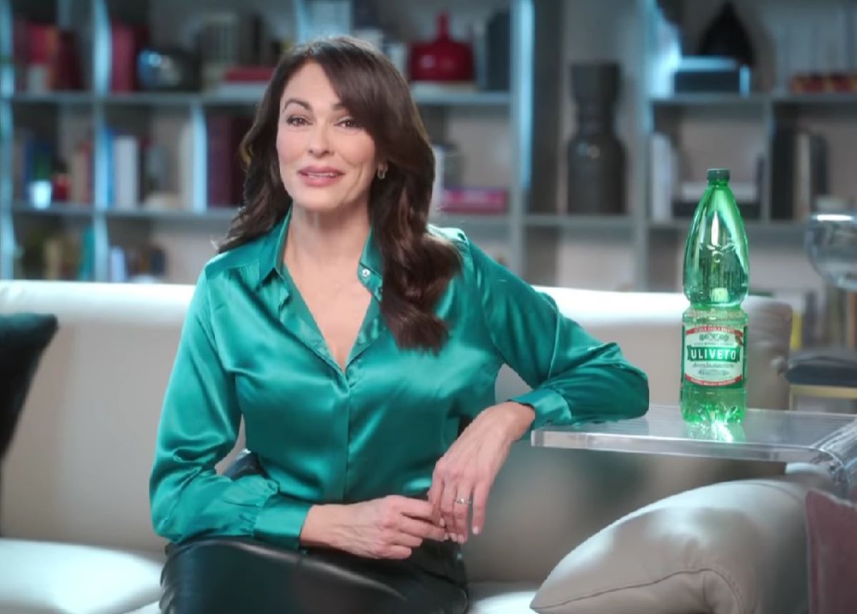 Acqua Uliveto sceglie ancora Cucinotta: on air il nuovo spot Acqua Uliveto sceglie ancora Cucinotta: on air il nuovo spot