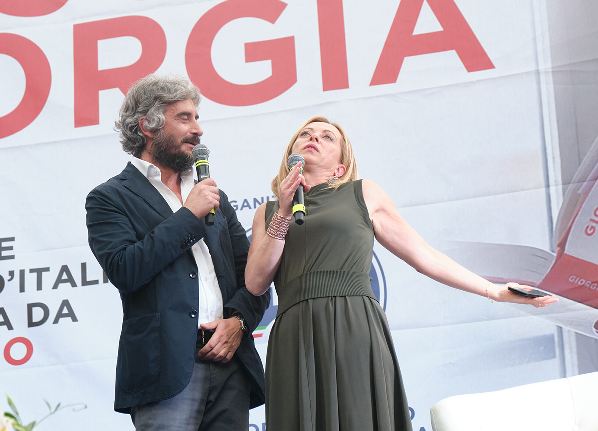Federico Palmaroli, in arte Osho: l’amico di Meloni che fa ridere la destra Federico Palmaroli, in arte Osho: l’amico di Meloni che fa ridere la destra