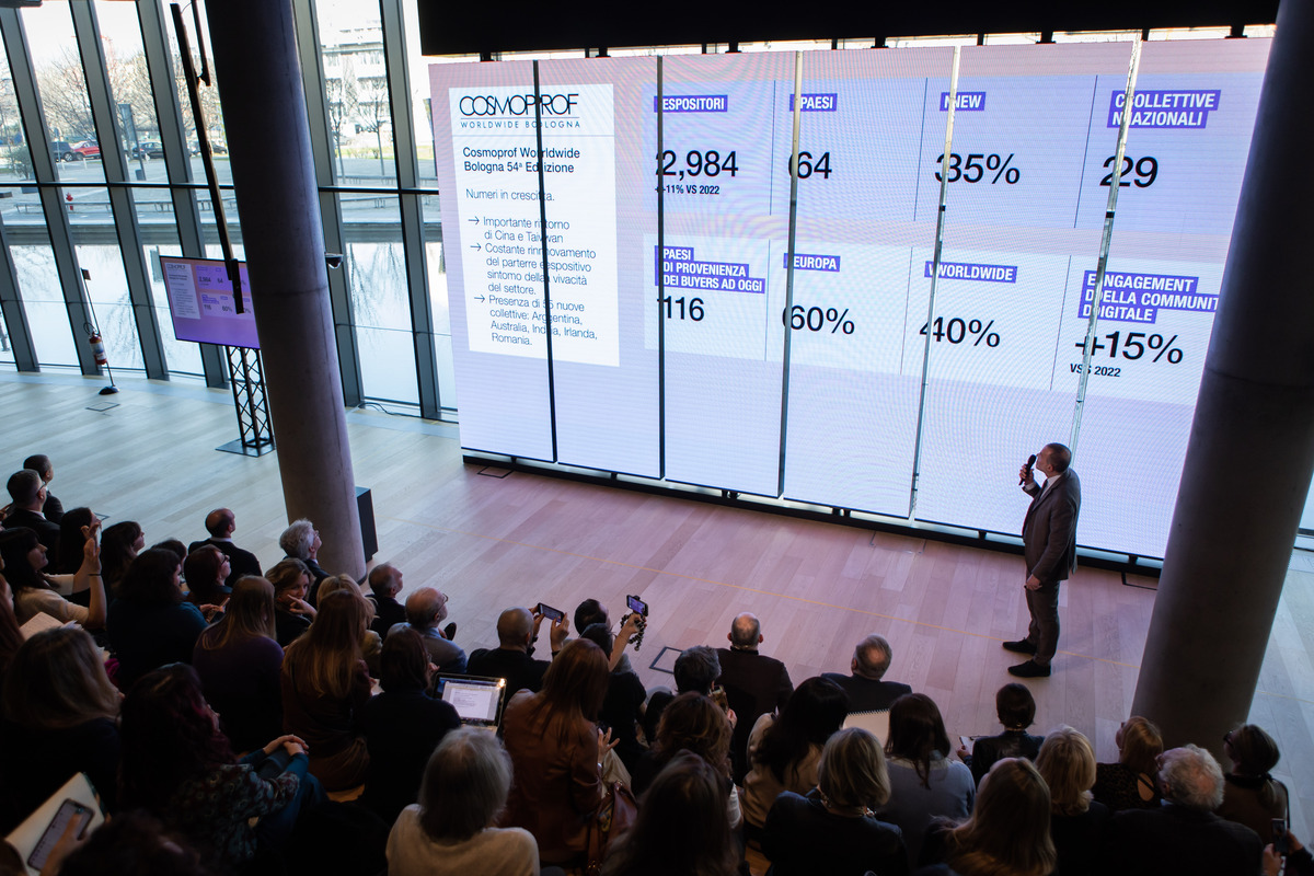 Cosmoprof Worldwide Bologna, presentata a Milano la 54ª edizione