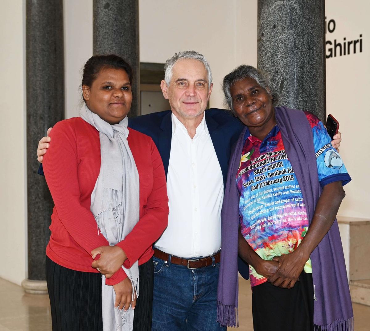 Sally Gabori una grande mostra alla Triennale di Milano