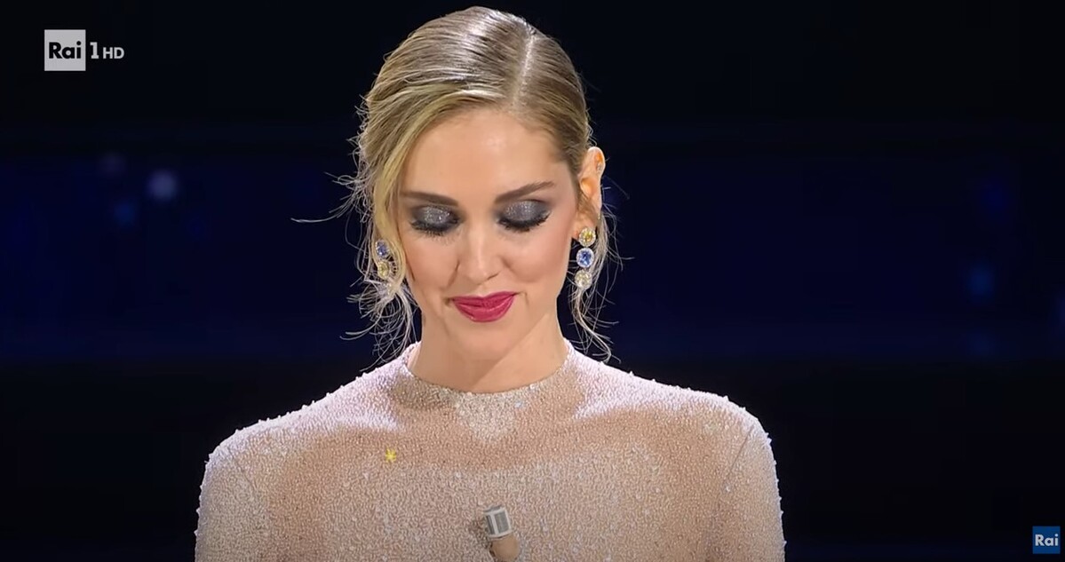 Chiara Ferragni ha copiato il monologo di Sanremo? La Lucarelli la smaschera