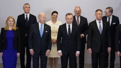 Biden a Varsavia: “La guerra è una scelta di Putin, difenderemo la democrazia”