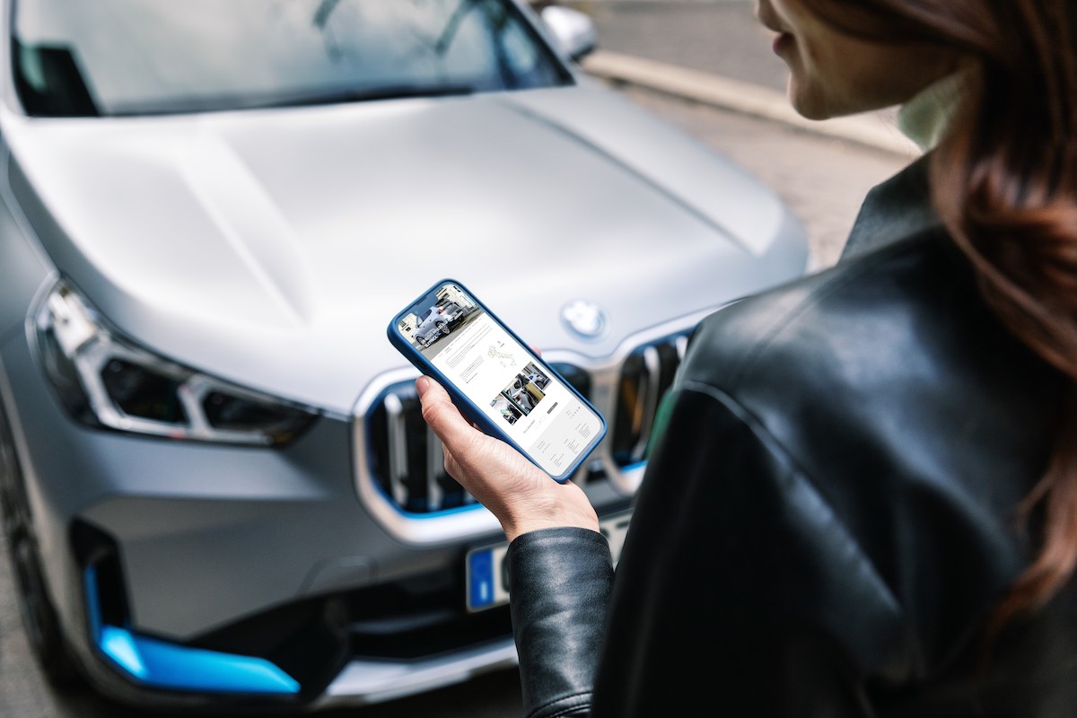 Accordo tra BMW e Plenitude per tariffe dedicate alla ricarica elettrica