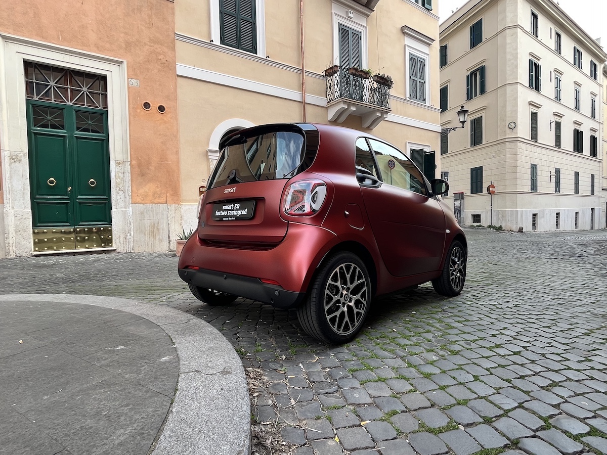 smart EQ fortwo racingred: 250 esemplari di passione smart EQ fortwo racingred: 250 esemplari di passione