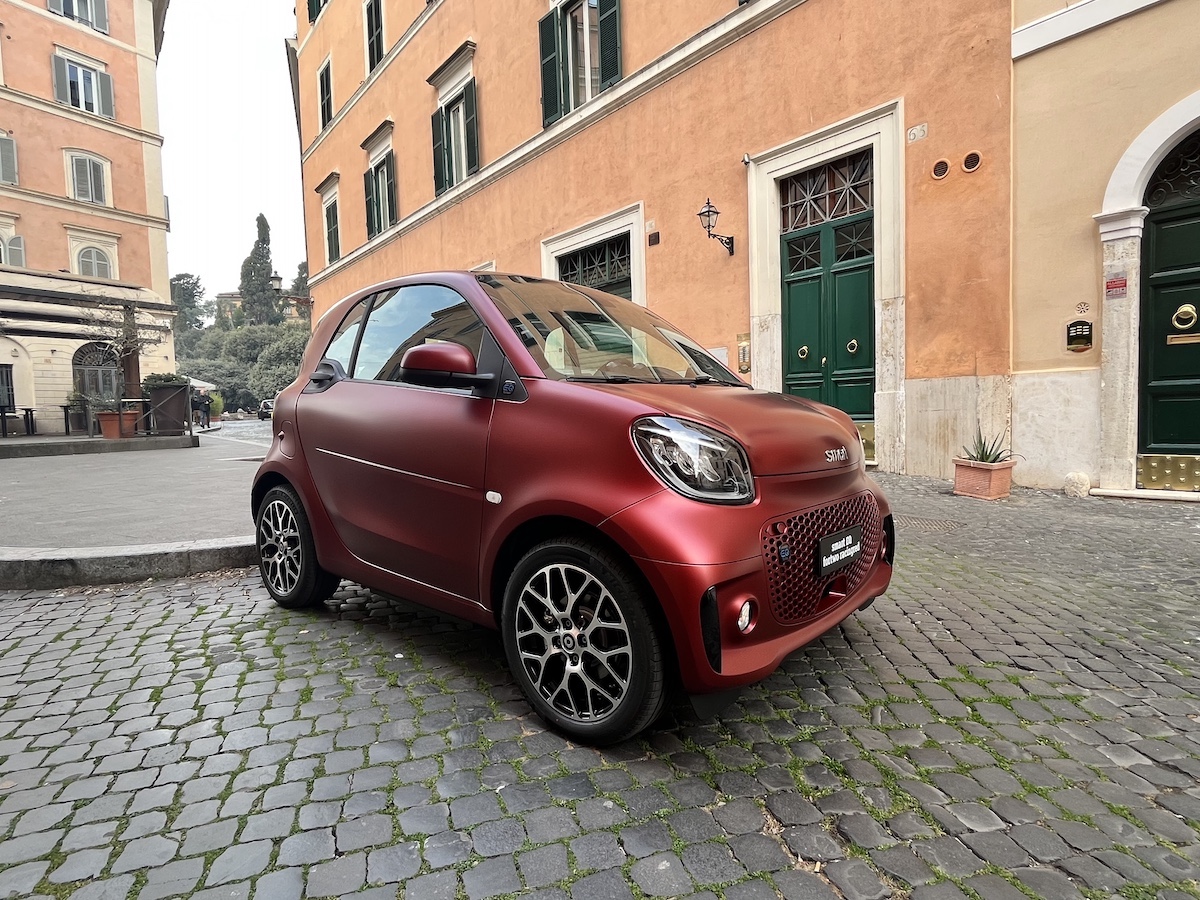 smart EQ fortwo racingred: 250 esemplari di passione smart EQ fortwo racingred: 250 esemplari di passione