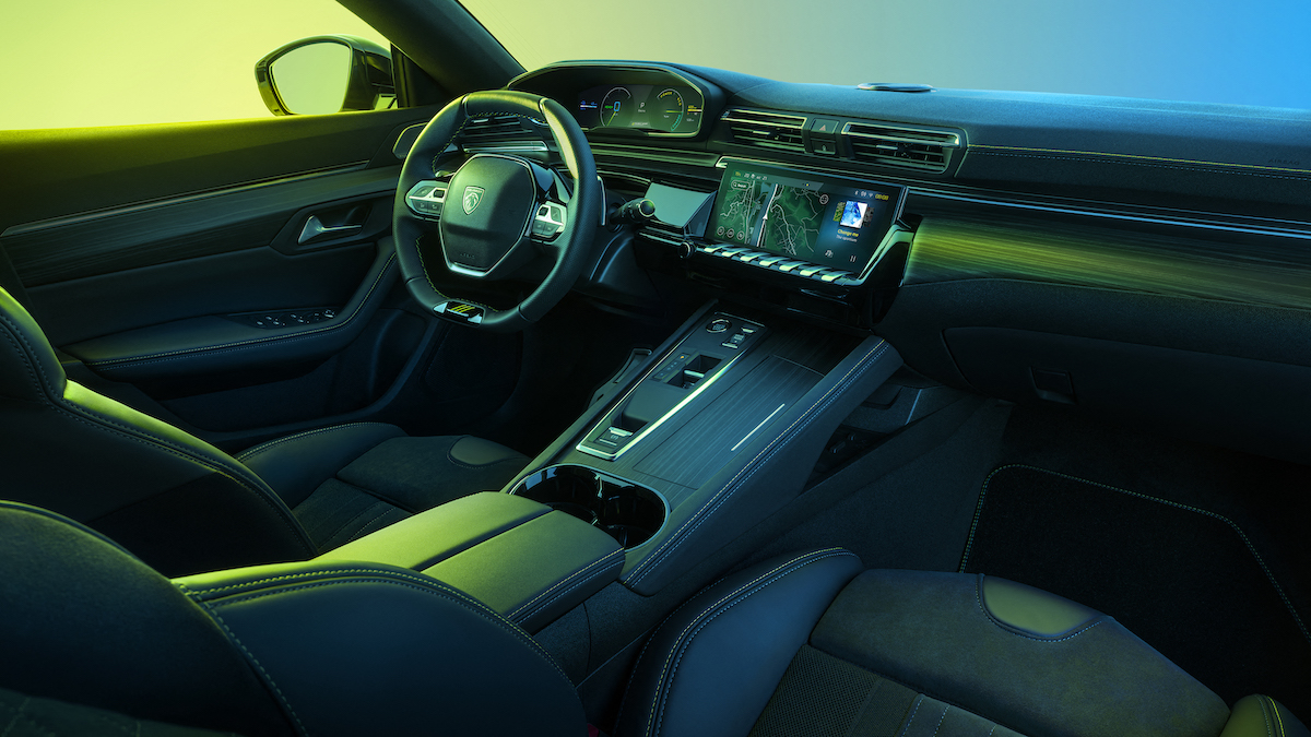 L’ammiraglia Peugeot 508 aggiorna la gamma