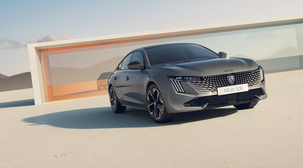 L’ammiraglia Peugeot 508 aggiorna la gamma