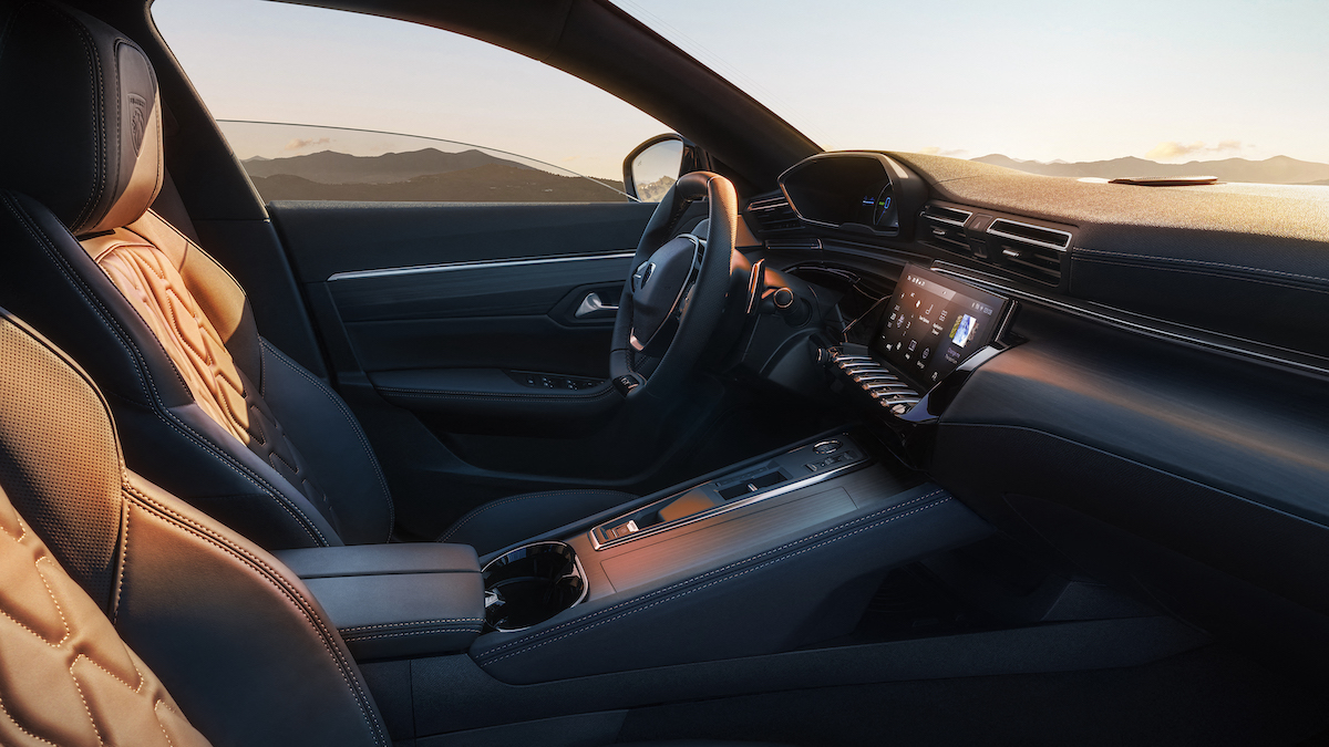L’ammiraglia Peugeot 508 aggiorna la gamma