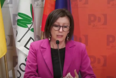 Primare Pd, Elly Schlein davanti a Bonaccini: l’annuncio di Silvia Roggiani