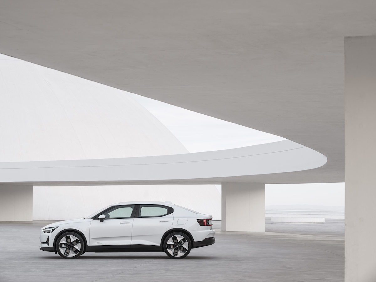 Nuova Polestar 2, un concentrato di potenza e sostenibilità Nuova Polestar 2, un concentrato di potenza e sostenibilità
