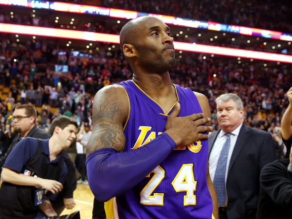 Kobe Bryant, alla moglie e alla figlia risarcimento da 30mln per le foto choc