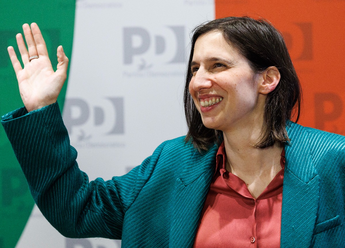 Sondaggi, il 22% dei voti a Schlein dato dai 5s. E’ stata eletta dai grillini Sondaggi, il 22% dei voti a Schlein dato dai 5s. E’ stata eletta dai grillini