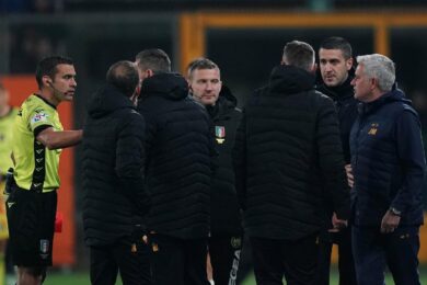 Mourinho, stangatina del giudice sportivo dopo l’espulsione di Cremonese-Roma
