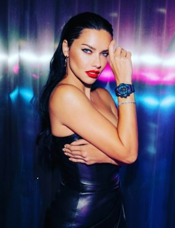 La Fifa punta tutto su Adriana Lima. È la prima Global Fan Ambassador