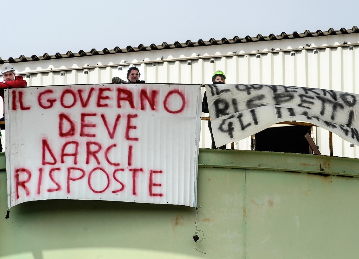 Lo Stato ci metta i soldi e salvi gli operai di Portovesme. La proposta Lo Stato ci metta i soldi e salvi gli operai di Portovesme. La proposta