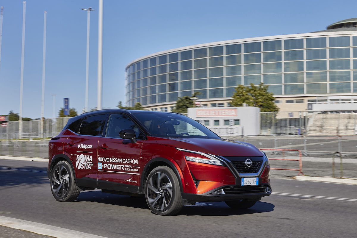Nissan corre la quarantottesima edizione della mezza maratona RomaOstia Nissan corre la quarantottesima edizione della mezza maratona RomaOstia