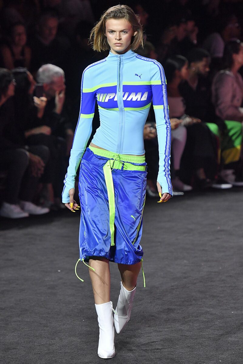 Puma e Rihanna di nuovo insieme. Il brand celebra un 2022 da record (+18,9%) Puma e Rihanna di nuovo insieme. Il brand celebra un 2022 da record (+18,9%)