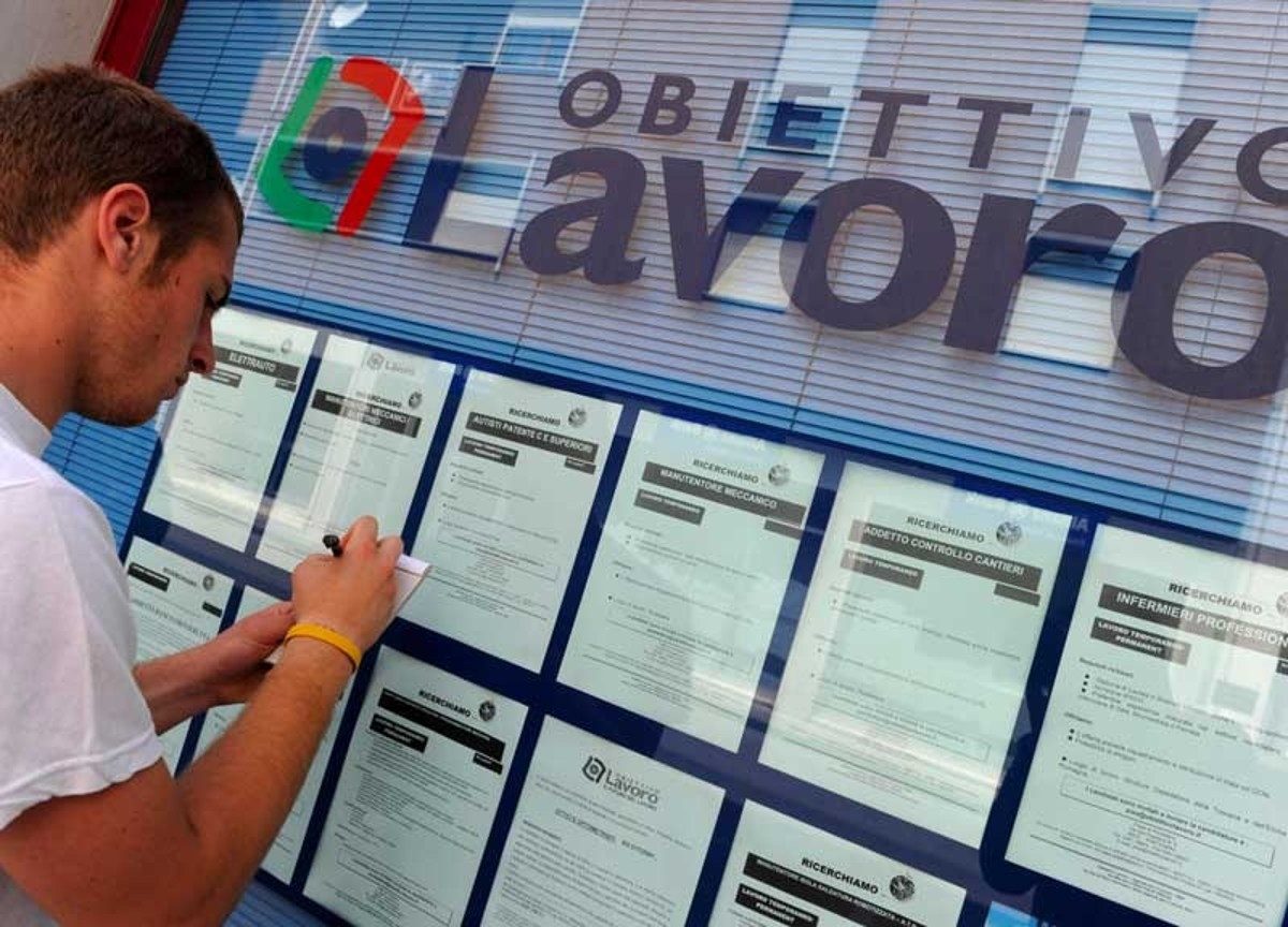 Lavoro, a gennaio boom di nuovi posti: il tasso di occupazione sale al 60,8% Lavoro, a gennaio boom di nuovi posti: il tasso di occupazione sale al 60,8%