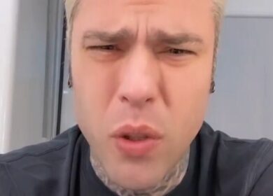 Fedez si allontana dai social: “Non c’entra rapporto con Chiara”