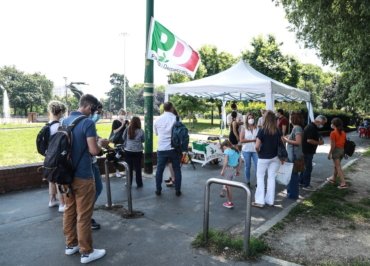 Schlein decide tutto da sola, malumori tra i big del Pd. Pericolo scissione Schlein decide tutto da sola, malumori tra i big del Pd. Pericolo scissione