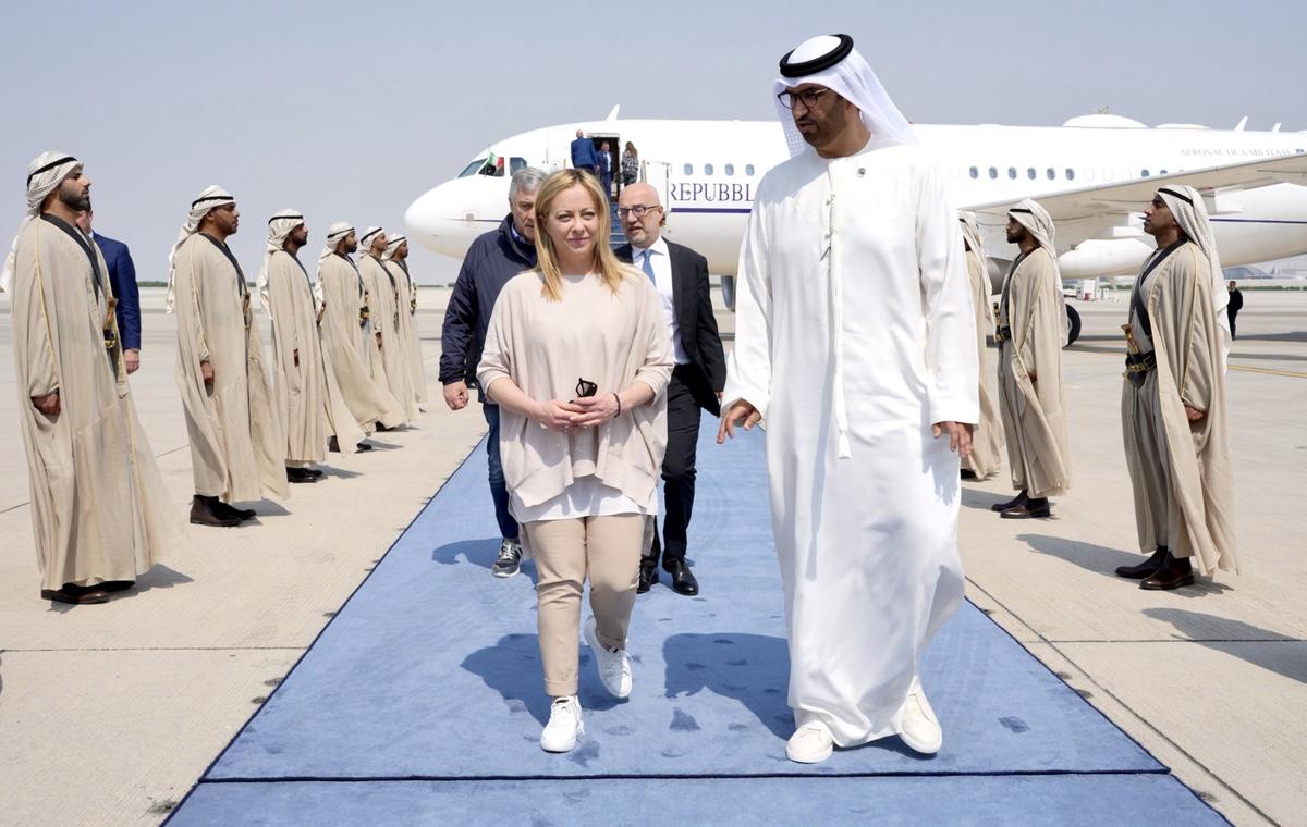 Meloni ad Abu Dhabi rilancia i rapporti Italia-Emirati: focus su energia Meloni ad Abu Dhabi rilancia i rapporti Italia-Emirati: focus su energia