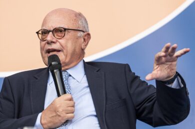 Galli: “L’inchiesta non serve. Al Trivulzio tamponi impossibili”