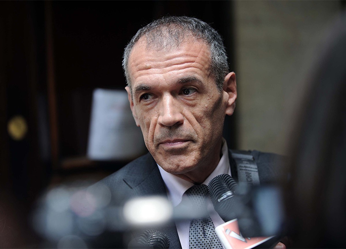 Pd, Cottarelli: “La Schlein mi preoccupa. Valditara sui professori ha ragione” Pd, Cottarelli: “La Schlein mi preoccupa. Valditara sui professori ha ragione”