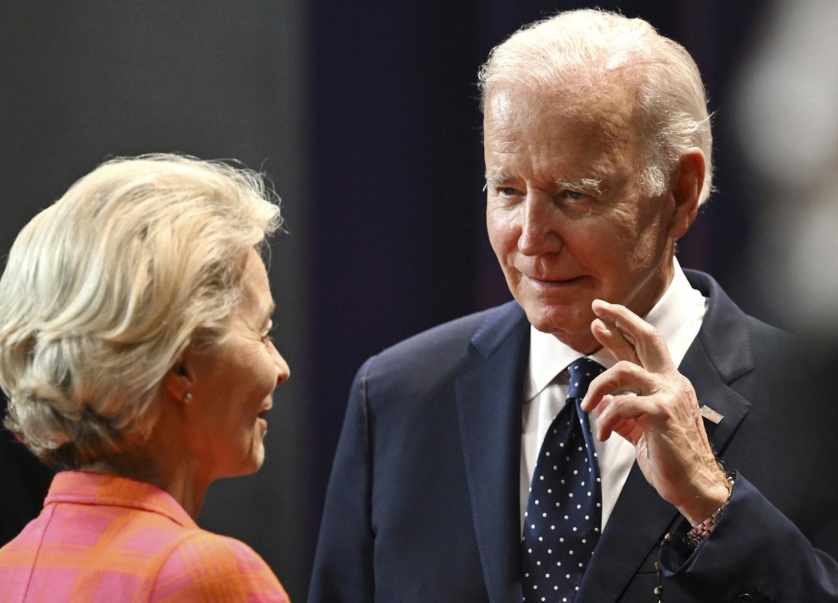 Ue, von der Leyen ha una carta segreta. Biden la vuole presidente della Nato Ue, von der Leyen ha una carta segreta. Biden la vuole presidente della Nato