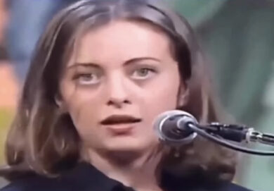 Giorgia Meloni a 18 anni litiga con Majorino al Maurizio Costanzo Show. VIDEO