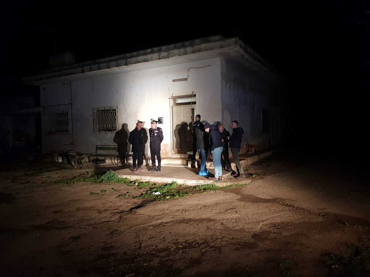 Coniugi uccisi nel brindisino: ha confessato il fratello della vittima Coniugi uccisi nel brindisino: ha confessato il fratello della vittima