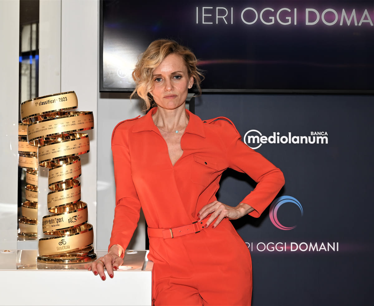 Giro d’Italia 2023 presentata la maglia del miglior scalatore Giro d’Italia 2023 presentata la maglia del miglior scalatore