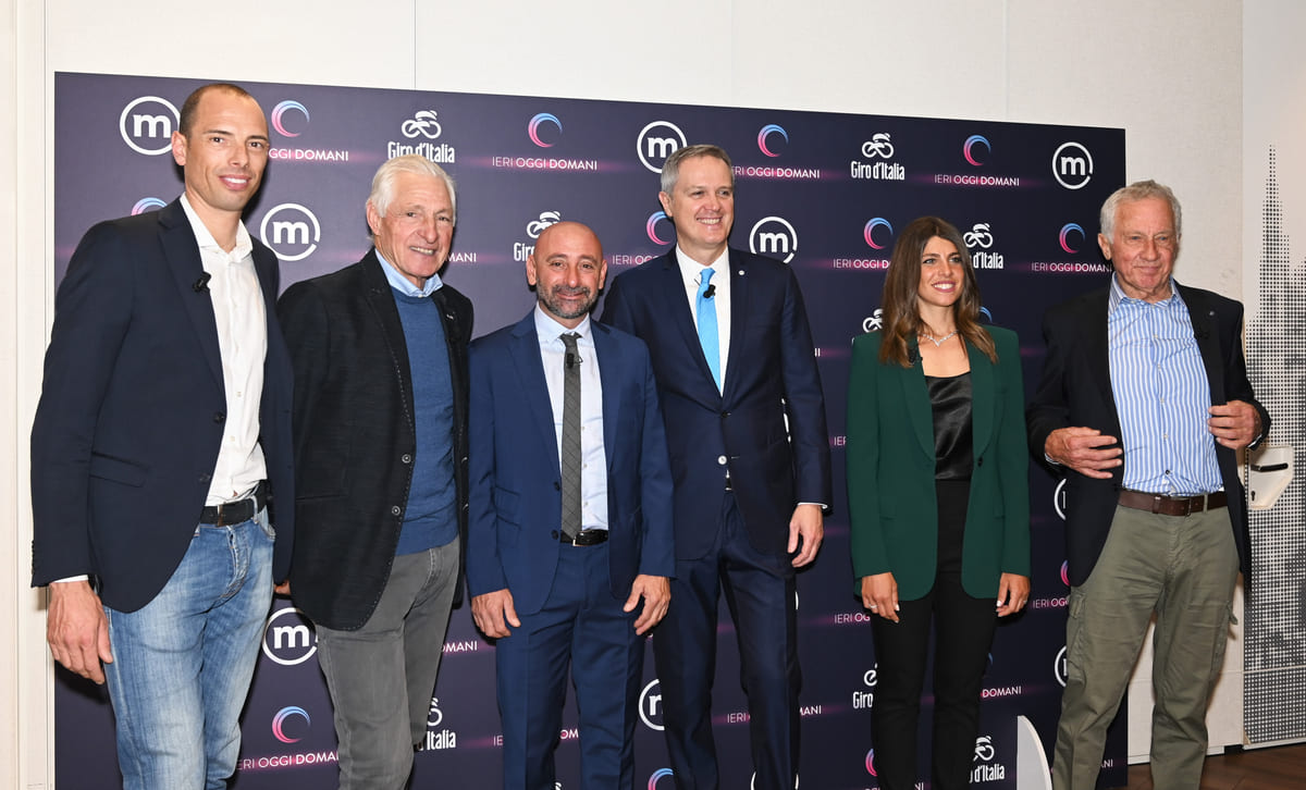 Giro d’Italia 2023 presentata la maglia del miglior scalatore Giro d’Italia 2023 presentata la maglia del miglior scalatore