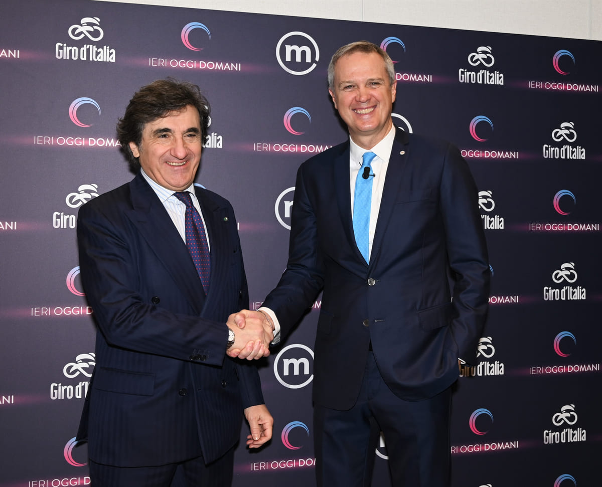 Giro d’Italia 2023 presentata la maglia del miglior scalatore Giro d’Italia 2023 presentata la maglia del miglior scalatore