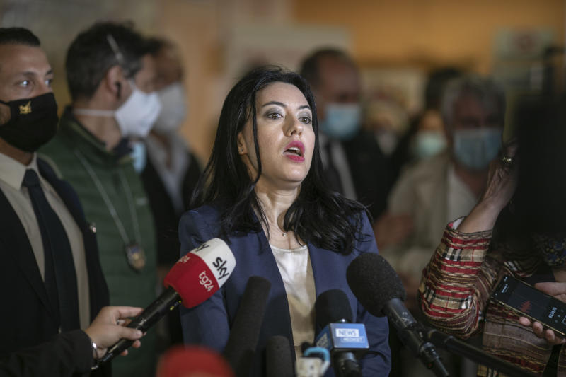 Lucia Azzolina è in dolce attesa: l’annuncio social dell’ex ministra