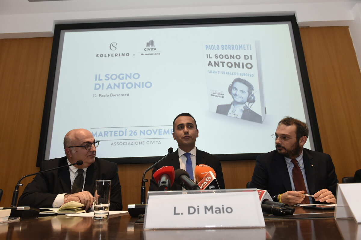 Mario Sechi, l’uomo che dà e toglie la parola. Male la prima a Cutro