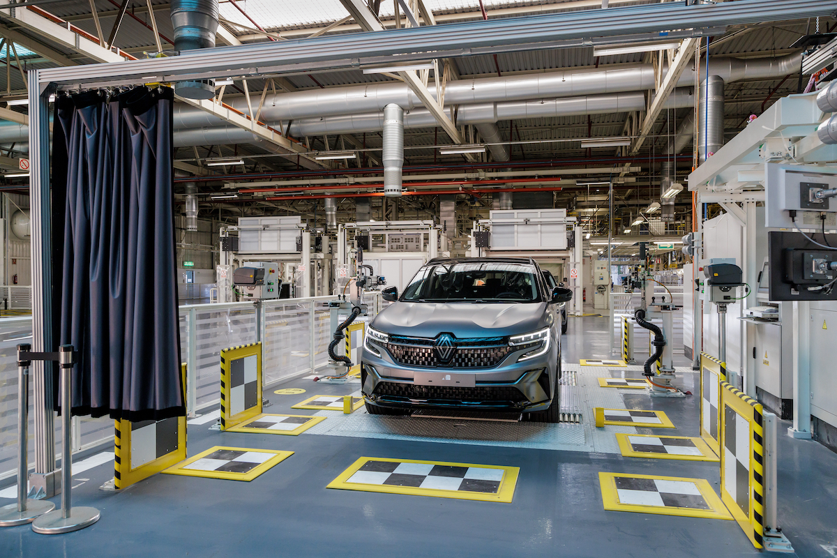 Nuova Renault Austral: la tecnologia industriale al servizio della qualità