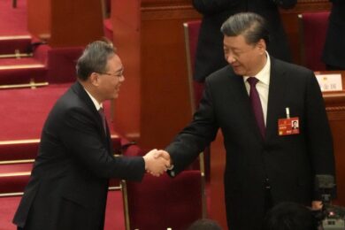 Cina, Li Qiang eletto premier: è un fedelissimo di Xi Jinping