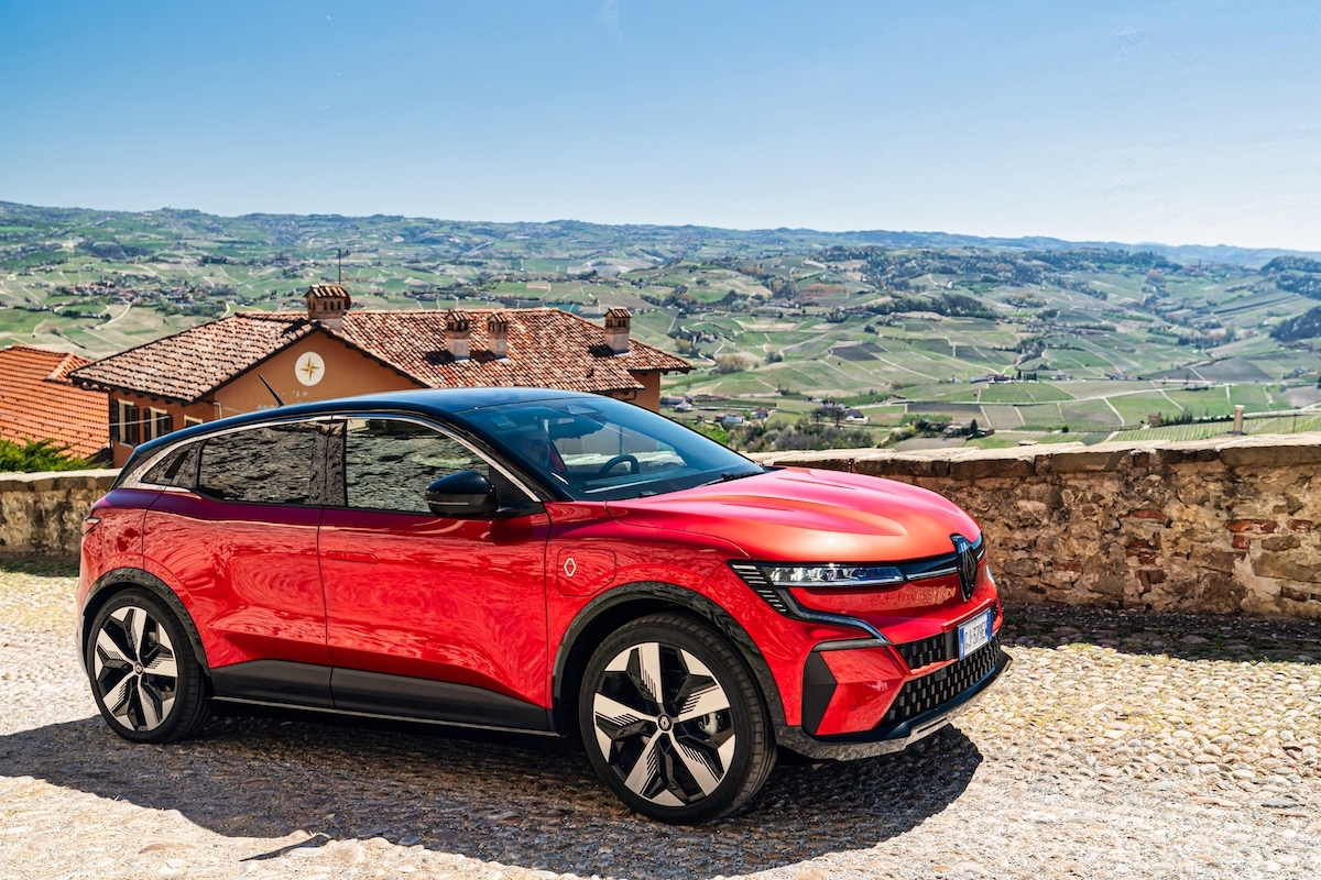 Renault Megane e-tech Electric, il piacere di viaggiare nel silenzio