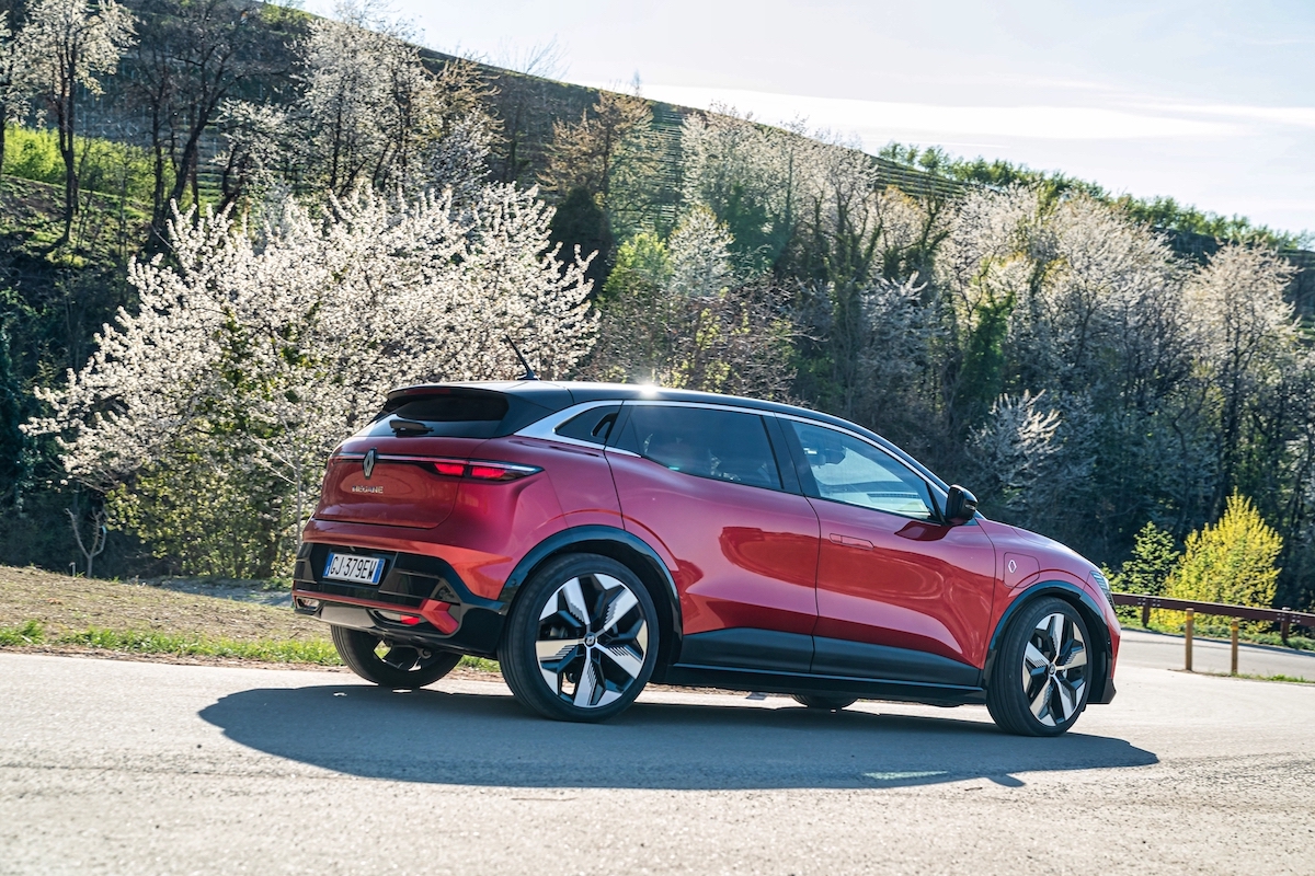 Renault Megane e-tech Electric, il piacere di viaggiare nel silenzio