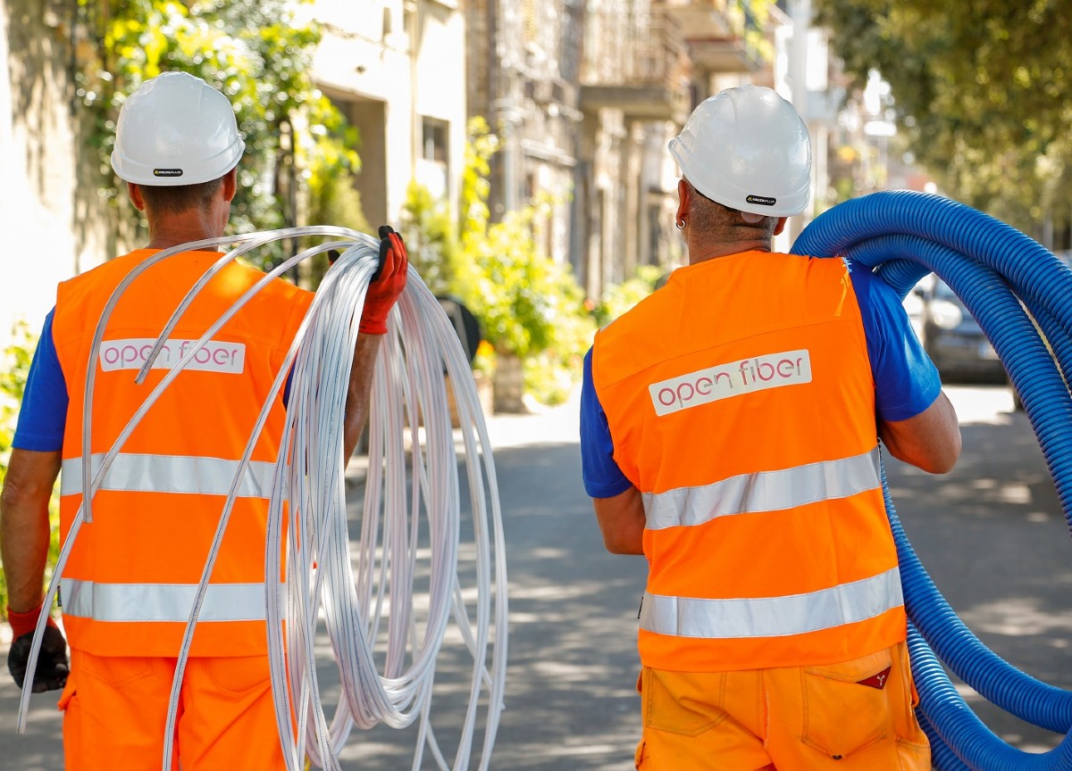 Open Fiber, la fibra ottica ultraveloce arriva a Monreale Open Fiber, la fibra ottica ultraveloce arriva a Monreale