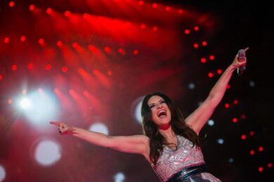 Laura Pausini, rivelazioni choc: ecco con quanti ha fatto l’amore