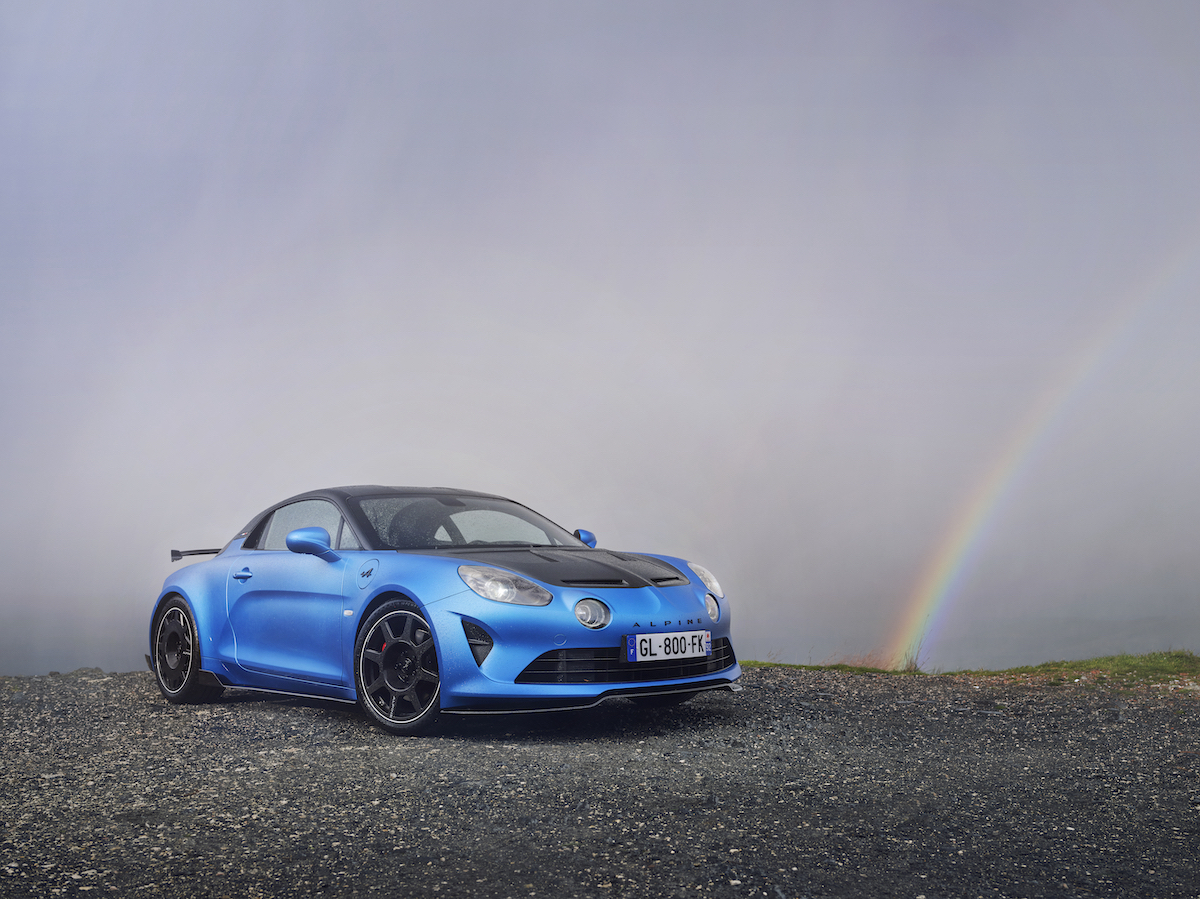Nuova Alpine A110 R, la performance al massimo della sua espressione Nuova Alpine A110 R, la performance al massimo della sua espressione