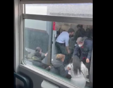 Odissea in treno, Bonelli: “Salvini si occupi dei regionali, altro che ponte”