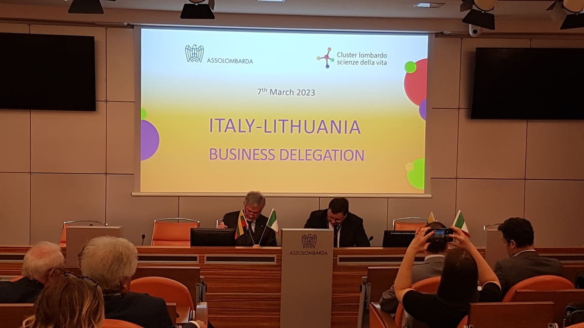LithuaniaBIO firma MoU con Cluster Lombardo Scienze della Vita LithuaniaBIO firma MoU con Cluster Lombardo Scienze della Vita