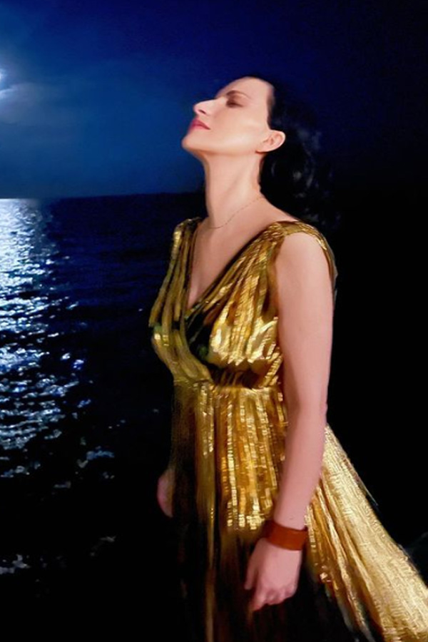 Laura Pausini, rivelazioni choc: ecco con quanti ha fatto l’amore Laura Pausini, rivelazioni choc: ecco con quanti ha fatto l’amore