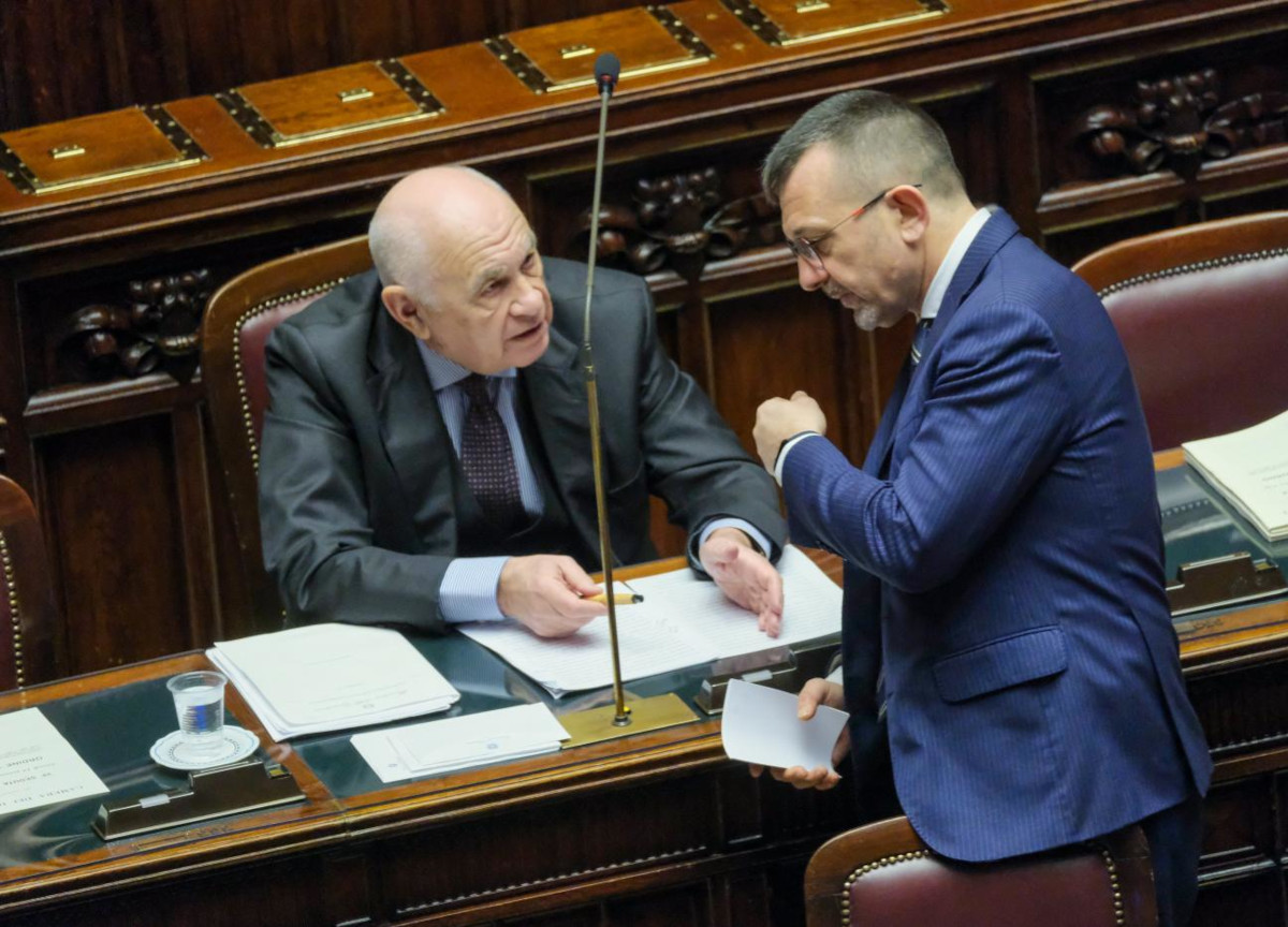 Svuotacarceri di Delmastro: “I tossici sono il 30%, spostiamoli in comunità” Svuotacarceri di Delmastro: “I tossici sono il 30%, spostiamoli in comunità”