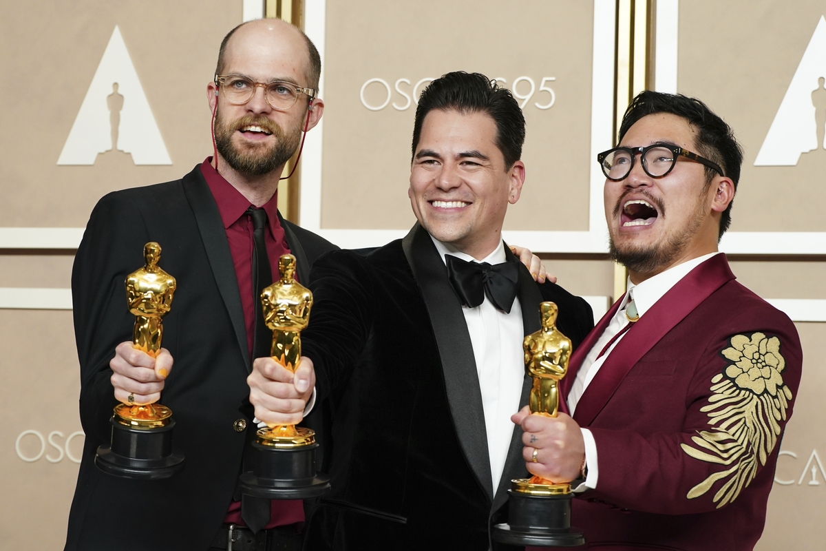 Oscar, “Everything Everywhere” trionfa: Italia fuori. Red carpet flop. I premi