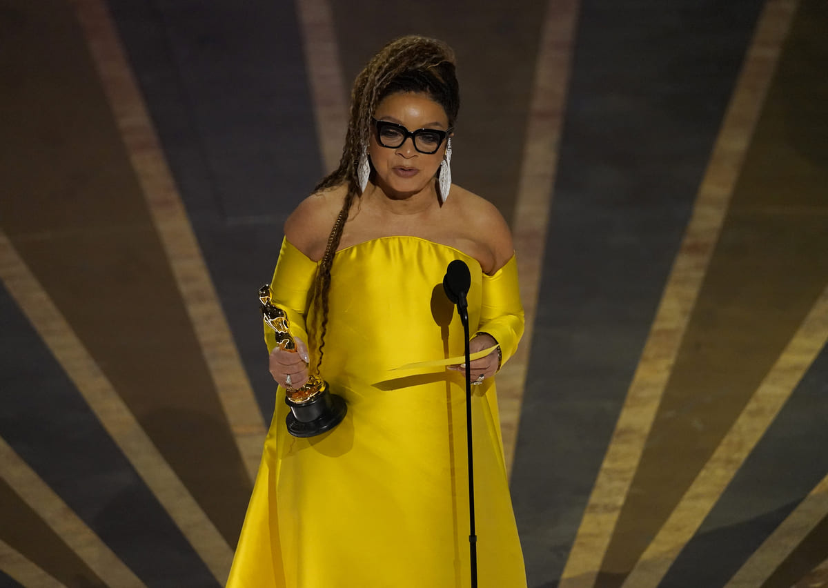 Oscar, “Everything Everywhere” trionfa: Italia fuori. Red carpet flop. I premi