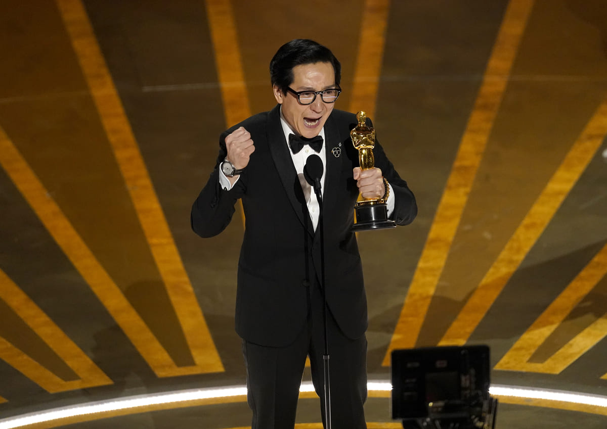 Oscar, “Everything Everywhere” trionfa: Italia fuori. Red carpet flop. I premi